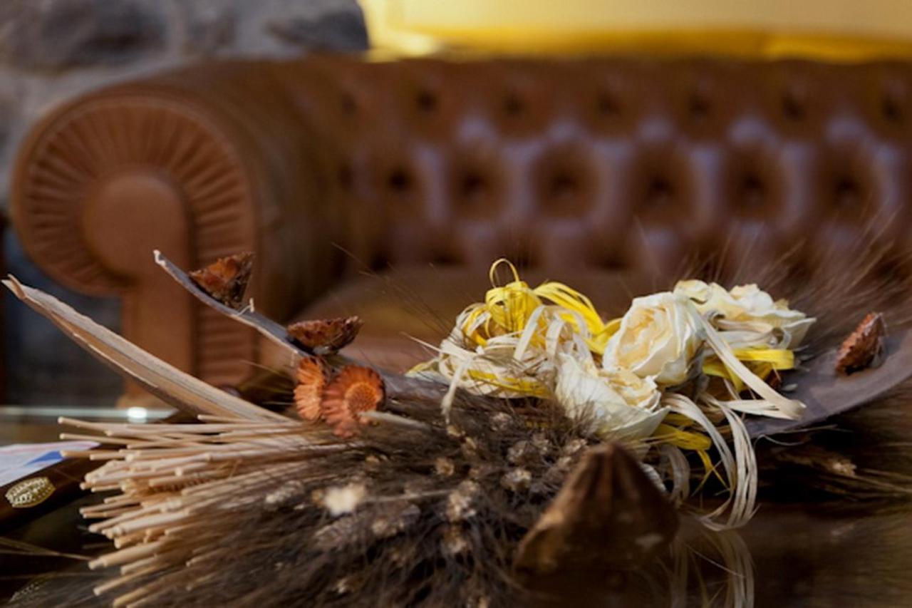 לה טוויל Le Miramonti Hotel Restaurant & Wellness מראה חיצוני תמונה